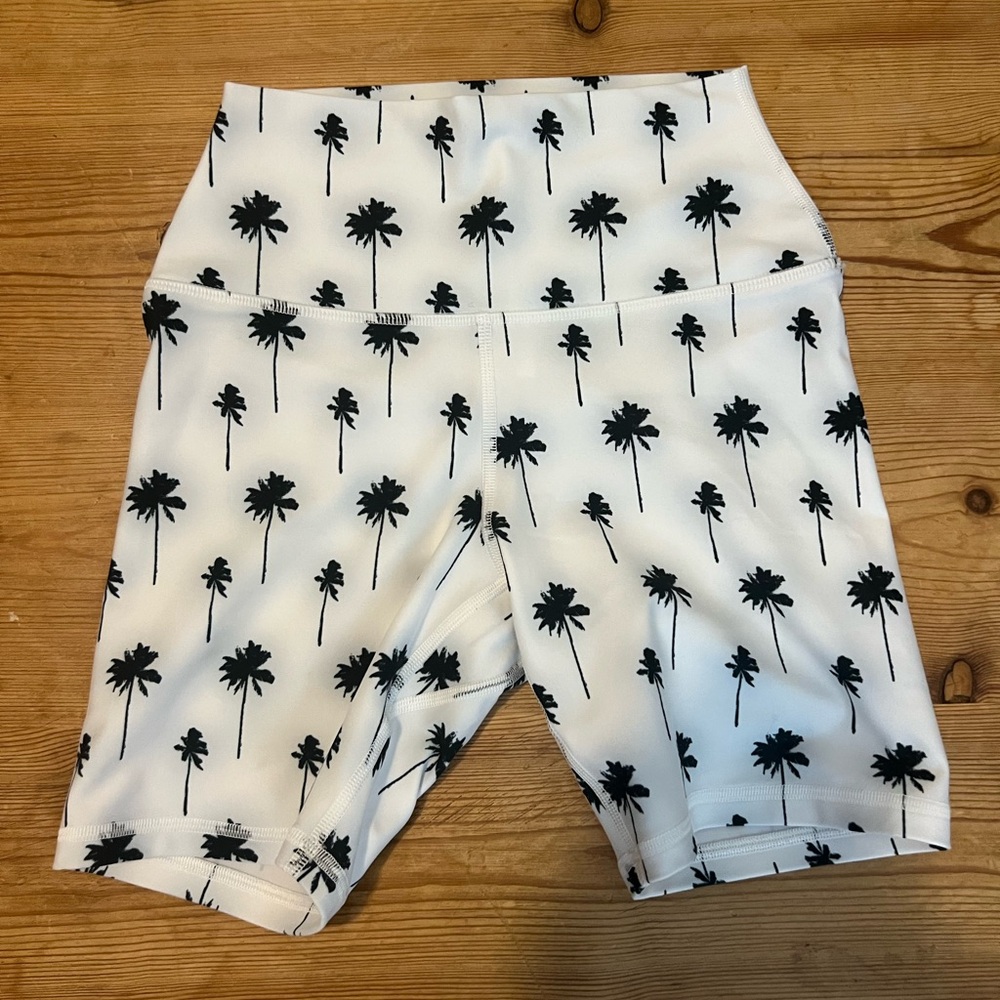 Spiritual Gangster Black and White Palm Print Yoga Shorts Size XS